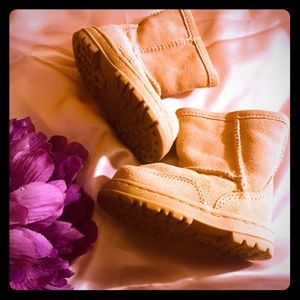 Pink Cherokee baby girl boots